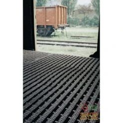 PEDANA IN GOMMA COMPONIBILE NERA CM. 115x58x3h. -Vendite Agrariagioiese pedana in gomma componibile nera cm 115x58x3h 1