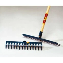 RASTRELLO PROFESSIONALE IN ACCIAIO VERNICIATO PESANTE 18 DENTI GIUDICE -Vendite Agrariagioiese rastrello professionale in acciaio verniciato pesante 18 denti giudice 1